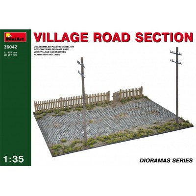 VILLAGE ROAD SECTION - 1/35 SCALE - MINIART